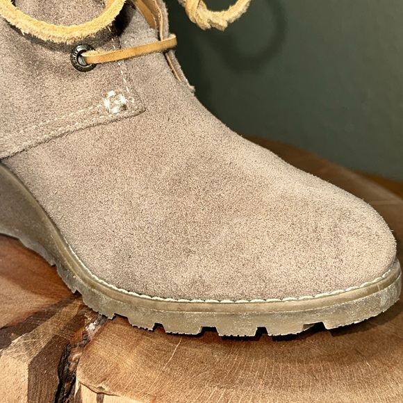 SPERRY Top-Sider Women's Stella Prow Ankle Bootie - Picture 10 of 16